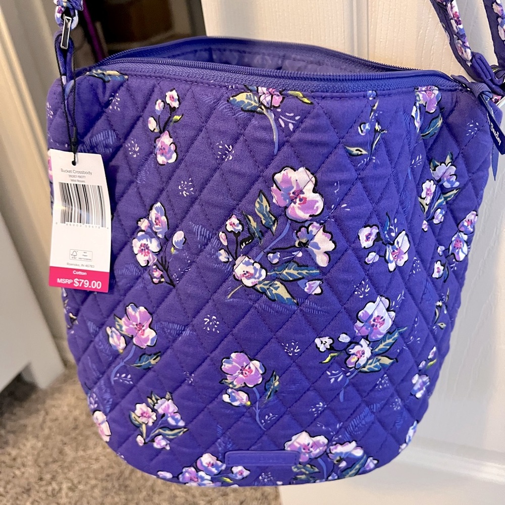 VERA BRADLEY  Bucket Crossbody Bag WILD ROSES NWT